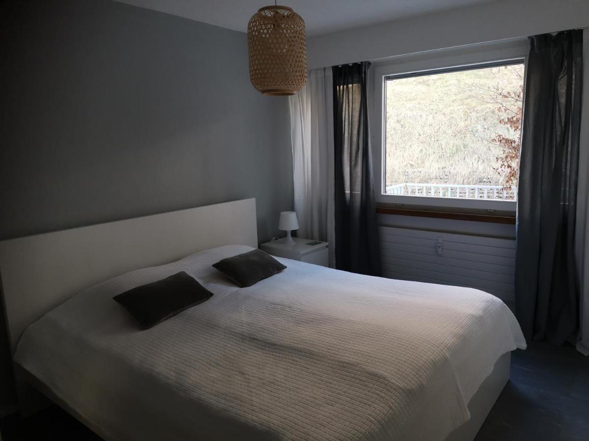 Ferienwohnung In Trin Exterior photo