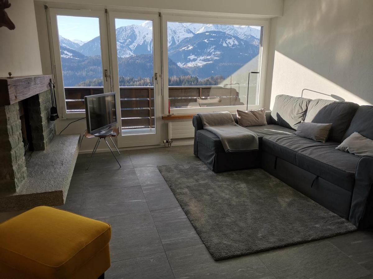 Ferienwohnung In Trin Exterior photo